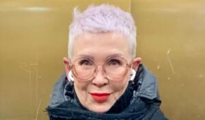 Ottawa Senior Home Beauty Services